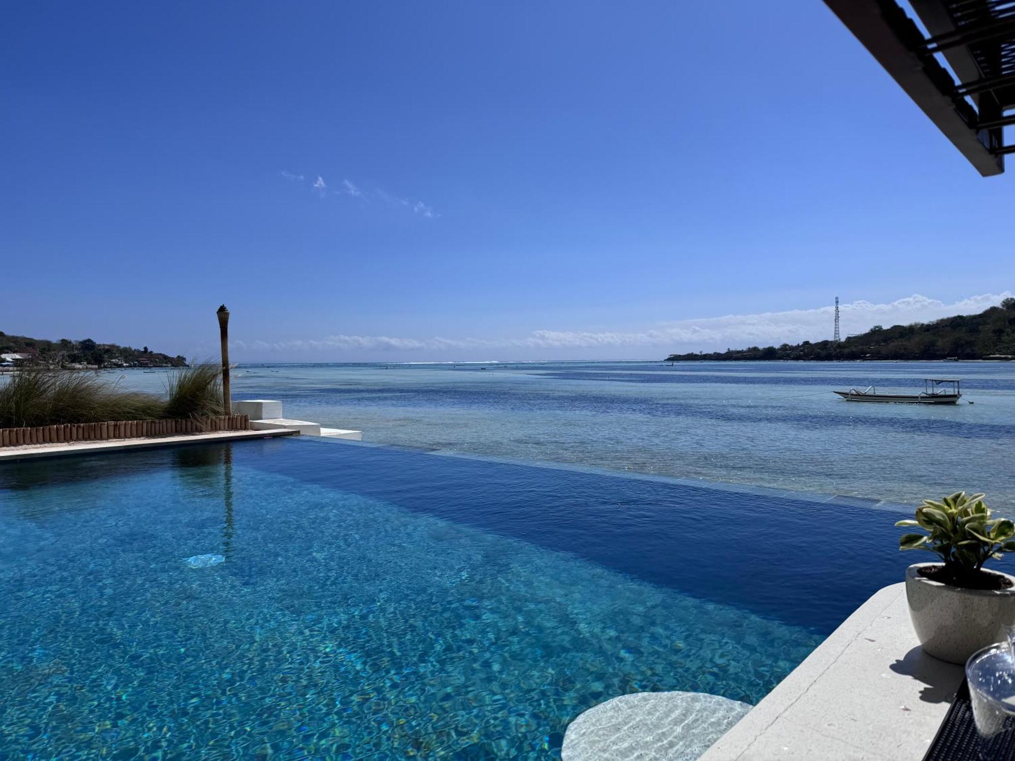 Segara Seaside Resort Lembongan Exterior foto